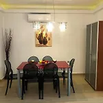 John\'S House