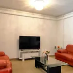 John\'S House